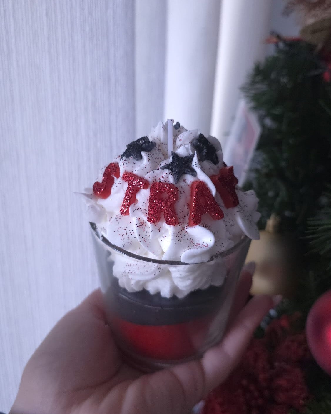 STRAY KIDS K-pop Inspired Soy Candle – Handmade Decorative Dessert Candle